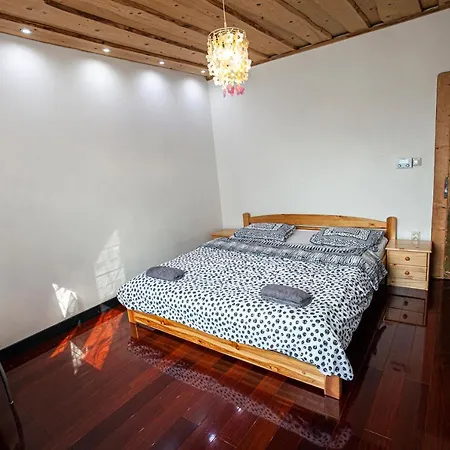 Apartment House 펜션 *